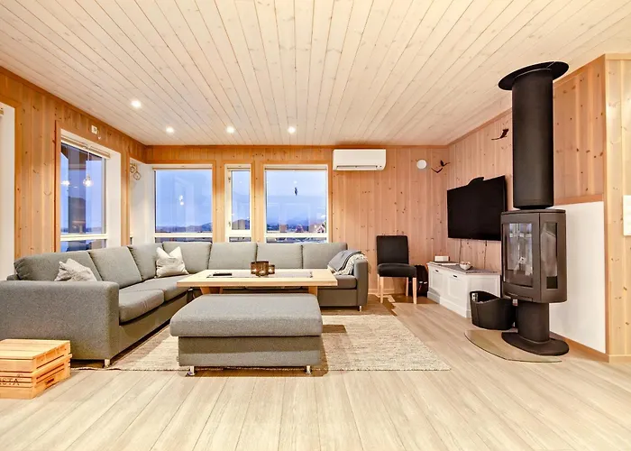 Beautiful Mountain View In Lofoten Prázdninový dům Pettvik